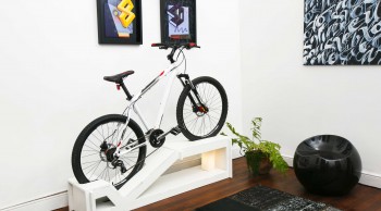 Mobilierul în care îți lași bicicleta!