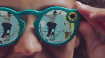 Surprize, surprize, cu Snapchat! Își lansează ochelari de soare cu cameră video.